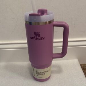 Stanley Purple Quencher H2.0 Tumbler